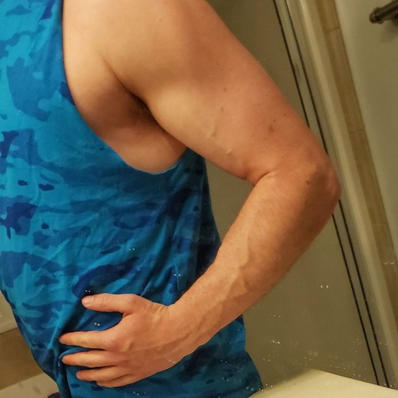 Oakley Tank Top Blue Camo Men's Medium - Picture 4 of 4